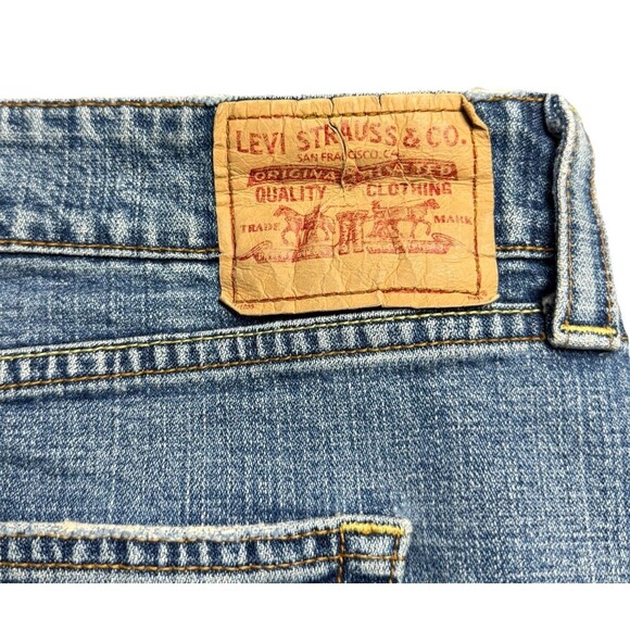 Levis Denim Skirt Womens 20 Blue Distressed Raw Hem Stretch Jean Grunge Y2K - Picture 3 of 7